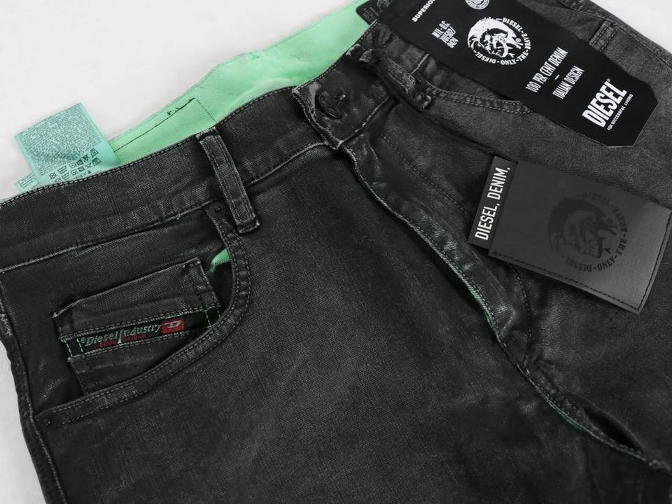 Diesel Slim-fit-Jeans Schwarz Beschichtet Knöchellang - D-Strukt 009DU W32 5 Diesel Slim-fit-Jeans Schwarz Beschichtet Knöchellang - D-Strukt 009DU W32 – Bild 5