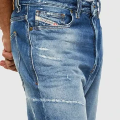Diesel Tapered-fit-Jeans Tiefer Schritt - D-Vider 0097B W32 -Diesel Verkäufe 6cd236aa 95b1 5f76 9b4e 9e290a078e32
