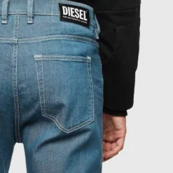 Diesel Tapered-fit-Jeans Tiefer Schritt - D-Vider 069MQ Blau W32 -Diesel Verkäufe d878d73b 1710 5d71 86f4 e910042a3579